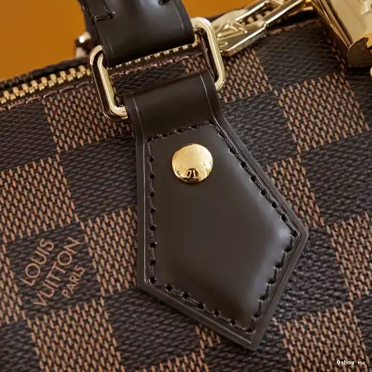 LOUIS 20 BANDOULIÈRE SPEEDY VUITTON 0322
